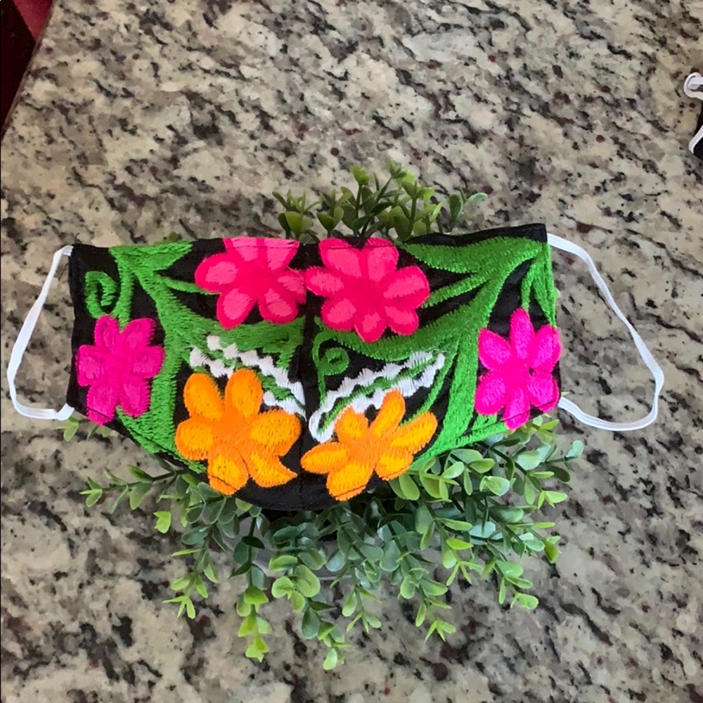 Face Masks - Picture 4 of 16